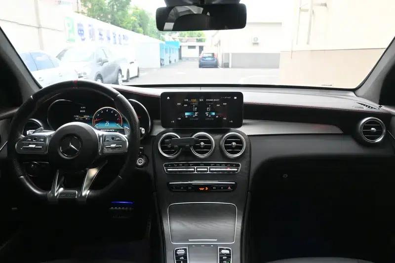 Mercedes-Benz GLC Coupe AMG 2022 AMG GLC 43 4MATIC Coupe SUV — миниатюра 13