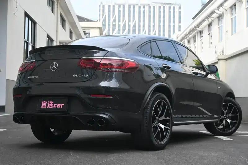 Mercedes-Benz GLC Coupe AMG 2022 AMG GLC 43 4MATIC Coupe SUV — миниатюра 6