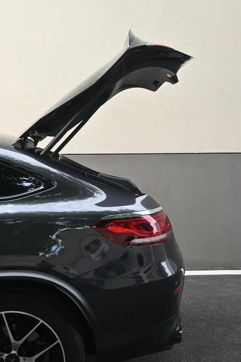 Mercedes-Benz GLC Coupe AMG 2022 AMG GLC 43 4MATIC Coupe SUV — миниатюра 8