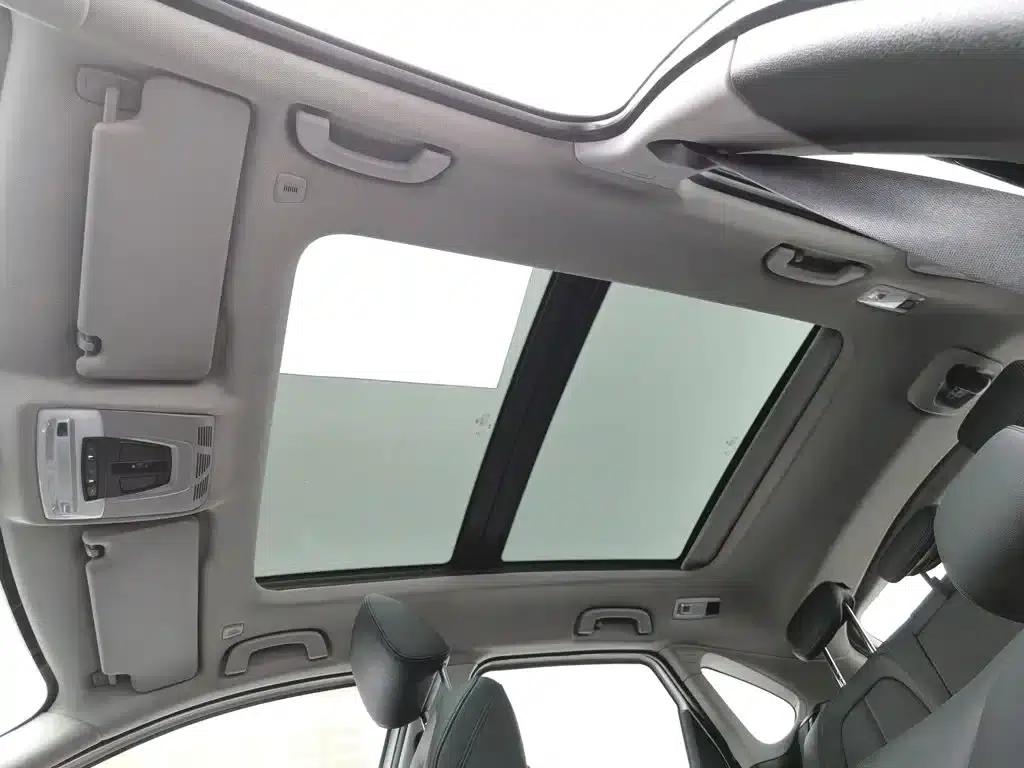 2015 BMW 2 Series Gran Tourer 218i Sport Design Package (Imported) — миниатюра 14