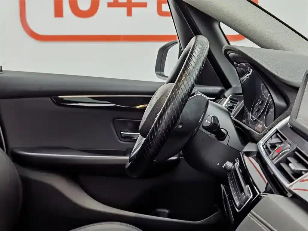 2015 BMW 2 Series Gran Tourer 218i Sport Design Package (Imported) — миниатюра 22