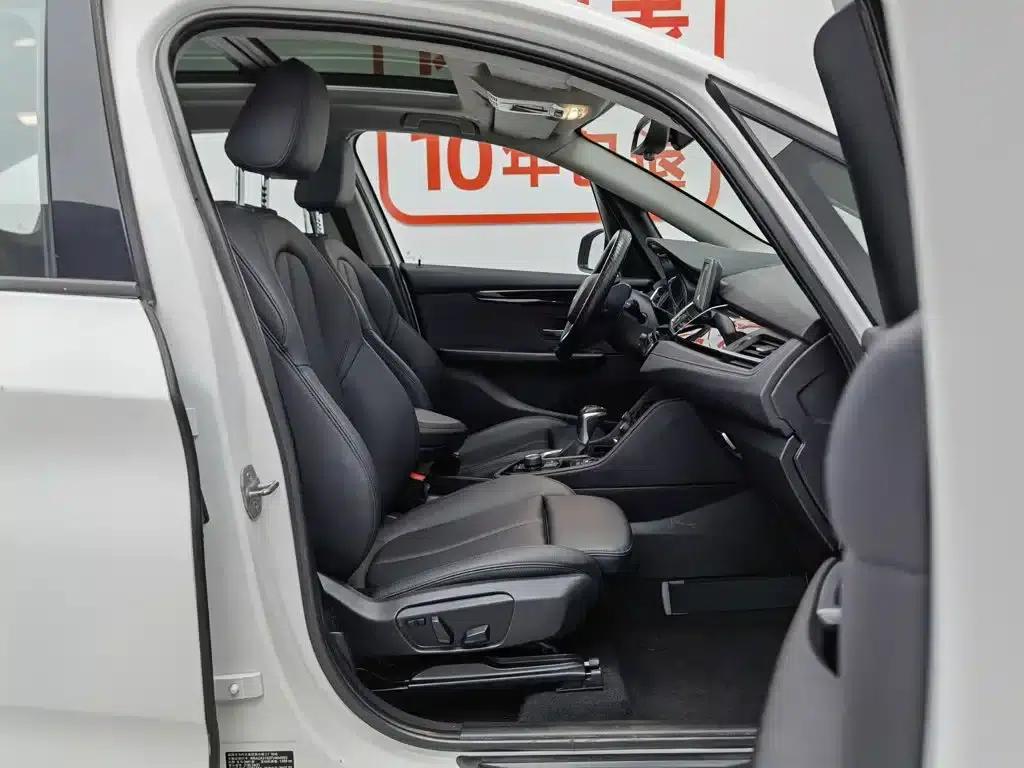 2015 BMW 2 Series Gran Tourer 218i Sport Design Package (Imported) — миниатюра 23