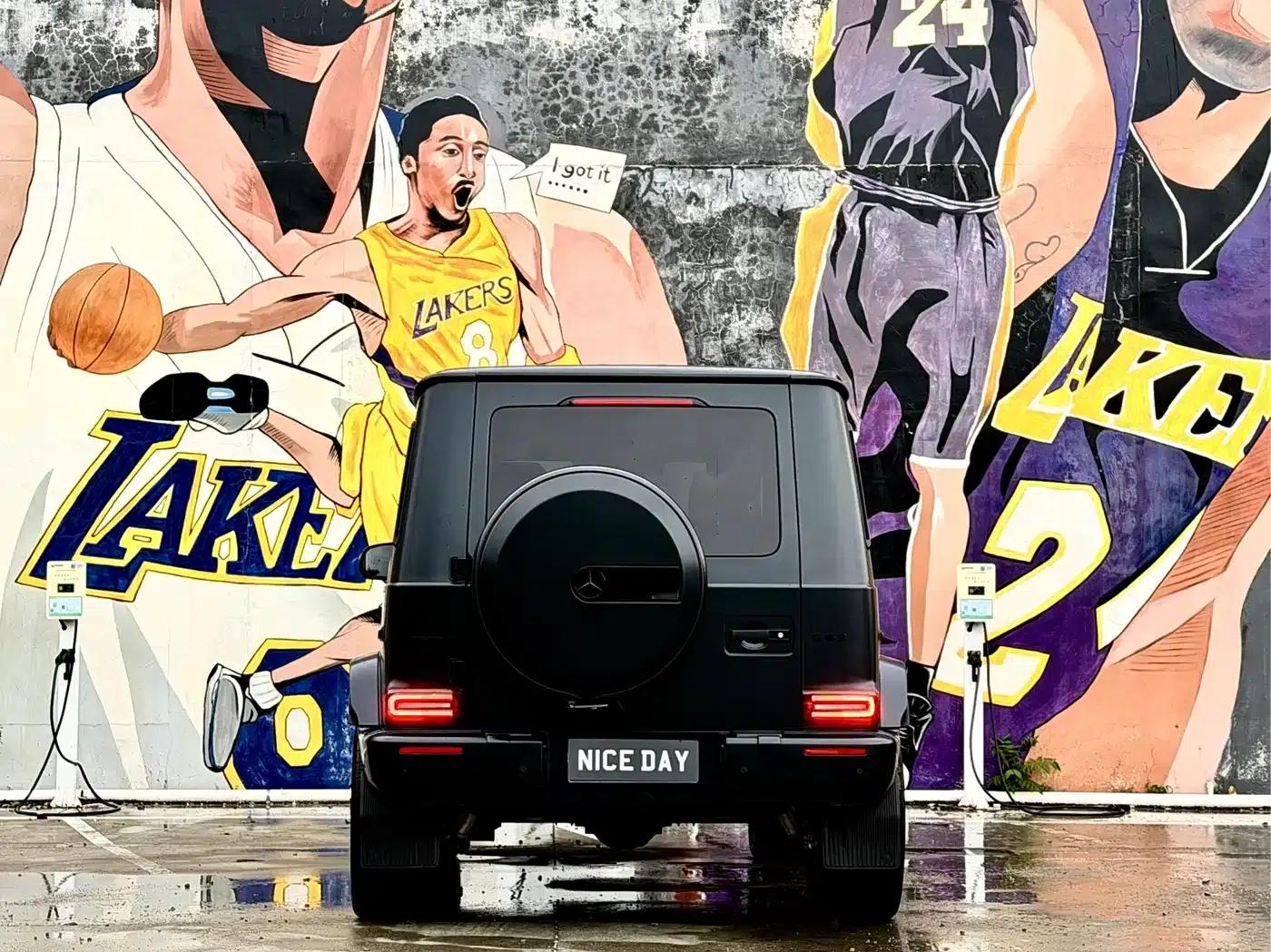 2022 Mercedes-Benz G-Class AMG 63 — миниатюра 4