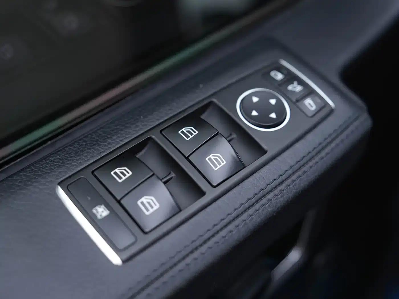2013 Mercedes-Benz G-Class AMG 63 — миниатюра 12