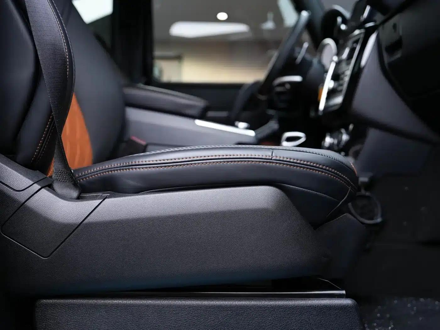 2013 Mercedes-Benz G-Class AMG 63 — миниатюра 28