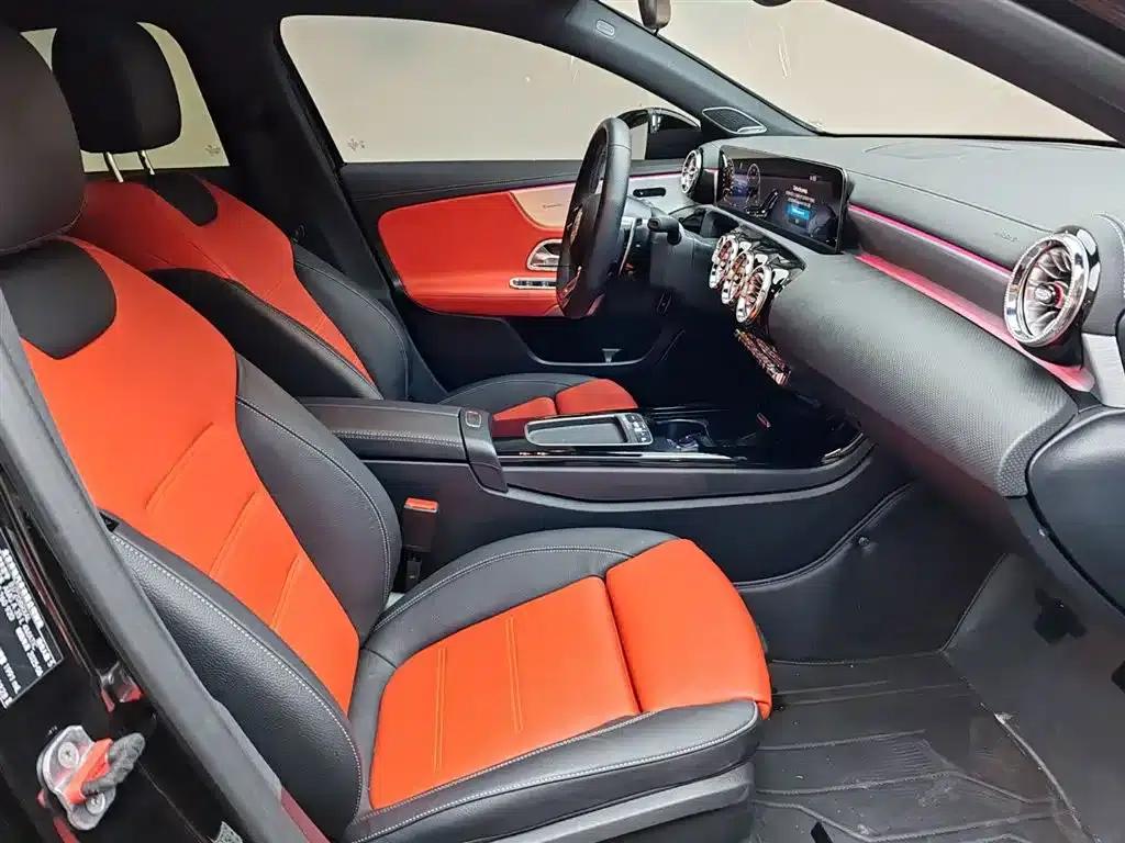2025 Mercedes-Benz A-Class AMG A 35 L 4MATIC — миниатюра 14