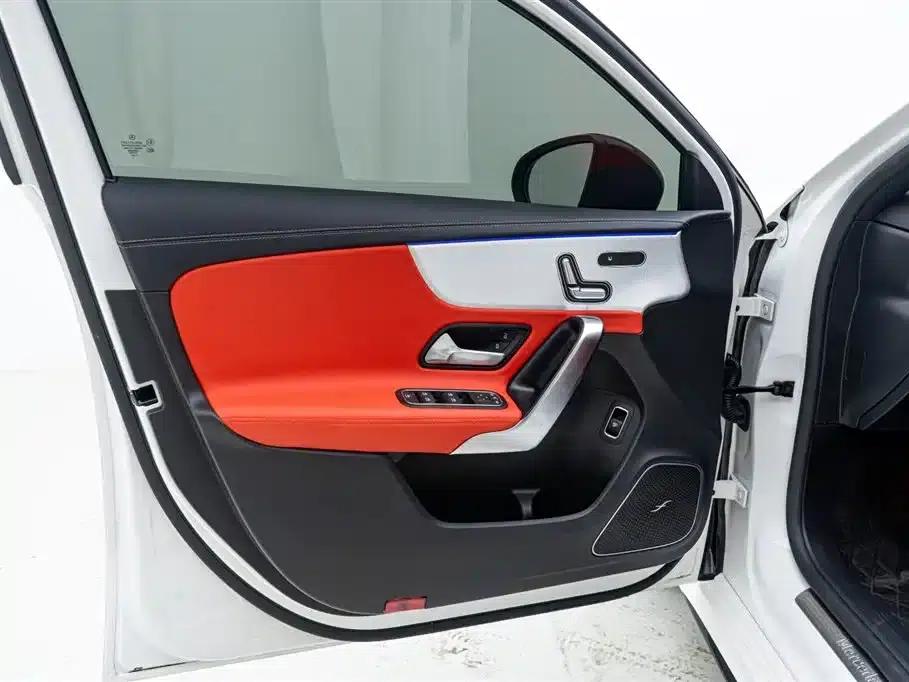 2024 Mercedes-Benz A-Class AMG Facelift AMG A 35 L 4MATIC — миниатюра 15