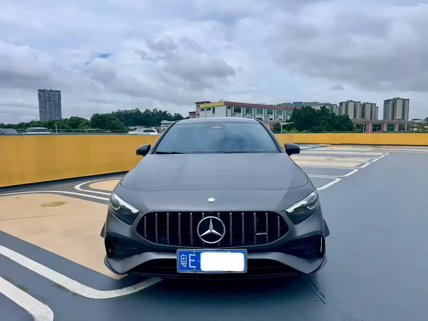 2024 Mercedes-Benz A-Class AMG A 35 L 4MATIC — миниатюра 2