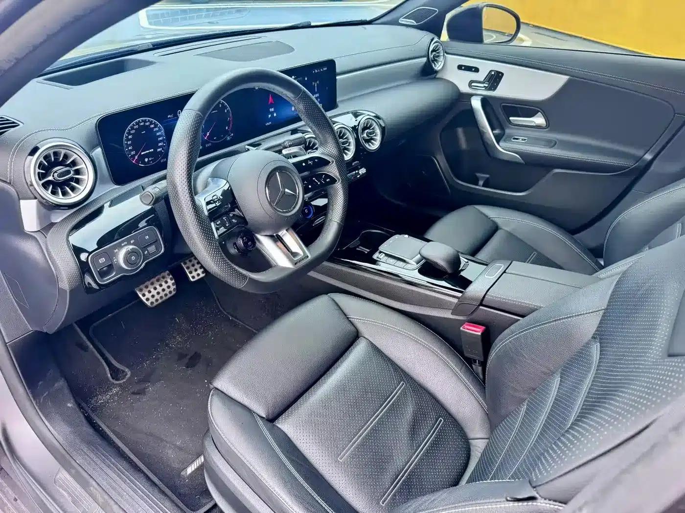 2024 Mercedes-Benz A-Class AMG A 35 L 4MATIC — миниатюра 6