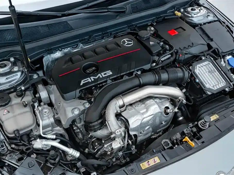 2024 Mercedes-Benz A-Class AMG A 35 L 4MATIC — миниатюра 9