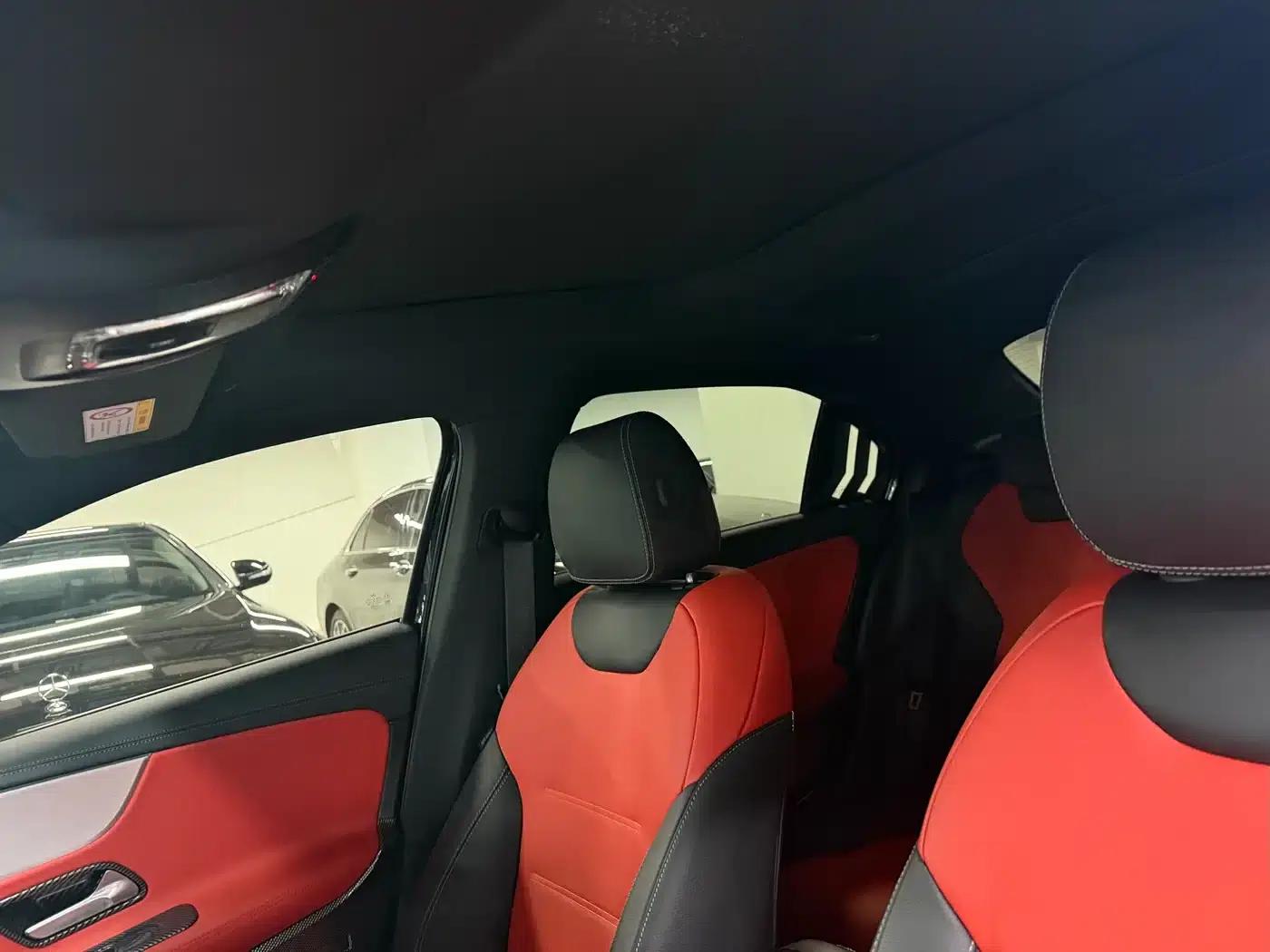 2024 Mercedes-Benz A-Class AMG A 35 L 4MATIC — миниатюра 12