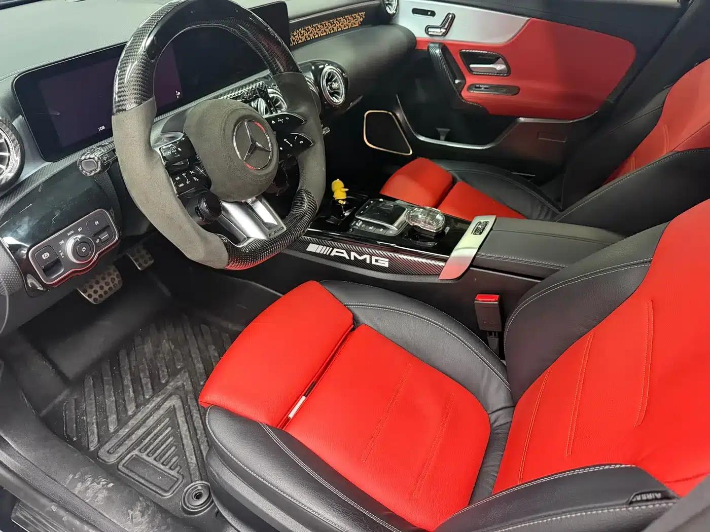 2024 Mercedes-Benz A-Class AMG A 35 L 4MATIC — миниатюра 13