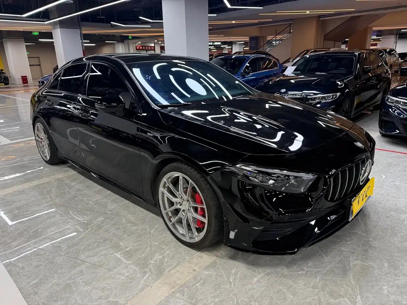 2024 Mercedes-Benz A-Class AMG A 35 L 4MATIC — миниатюра 3