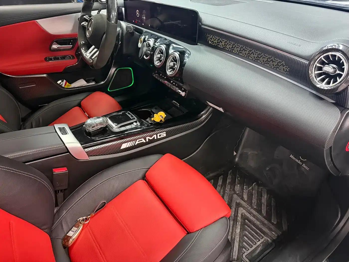 2024 Mercedes-Benz A-Class AMG A 35 L 4MATIC — миниатюра 5