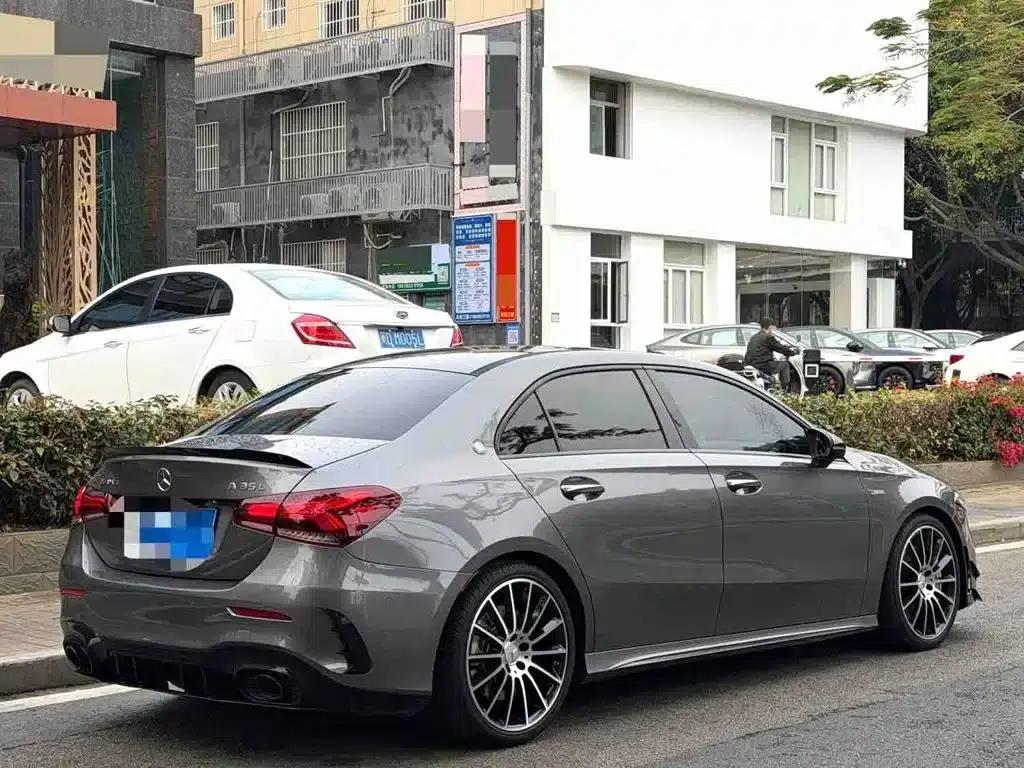 2022 Mercedes-Benz A-Class AMG A 35 L 4MATIC — миниатюра 15