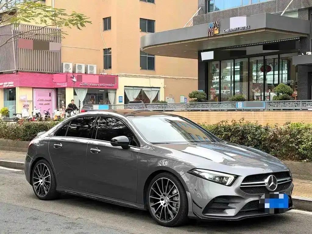 2022 Mercedes-Benz A-Class AMG A 35 L 4MATIC — миниатюра 3