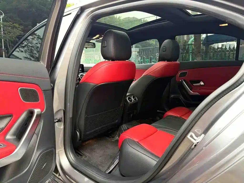 2022 Mercedes-Benz A-Class AMG A 35 L 4MATIC — миниатюра 5