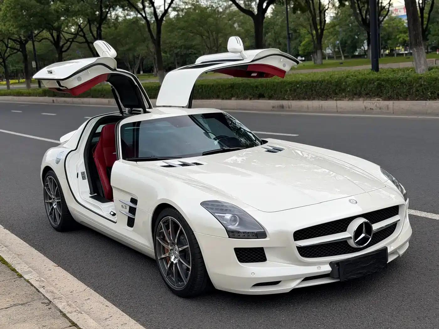 2011 Mercedes-Benz SLS AMG — миниатюра 2