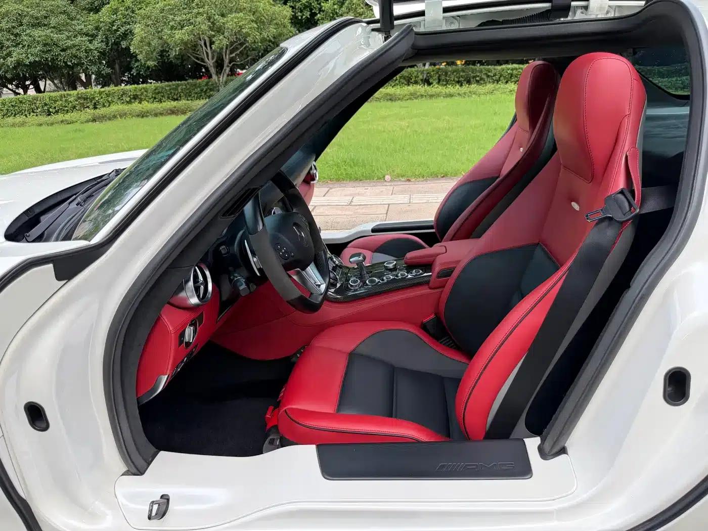2011 Mercedes-Benz SLS AMG — миниатюра 6