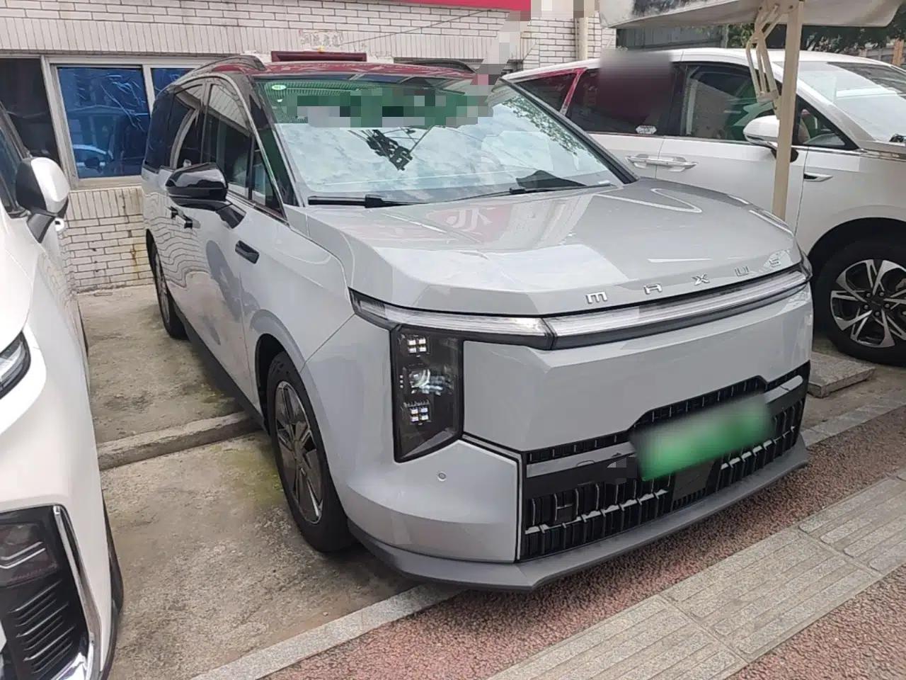SAIC MAXUS Dajia 7 2024 Super Hybrid Ultra-Long Range Flagship Edition — миниатюра 3