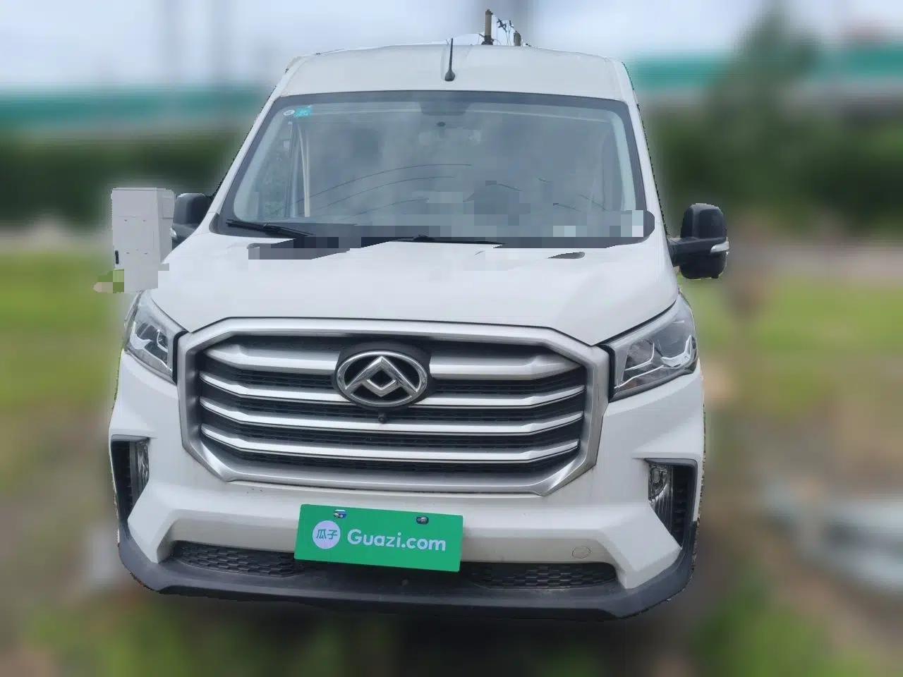 SAIC MAXUS Xintu V90 2022 SAIC Maxus V90, 2.0-liter automatic, 5-seat diesel-powered compact motorhome — миниатюра 2