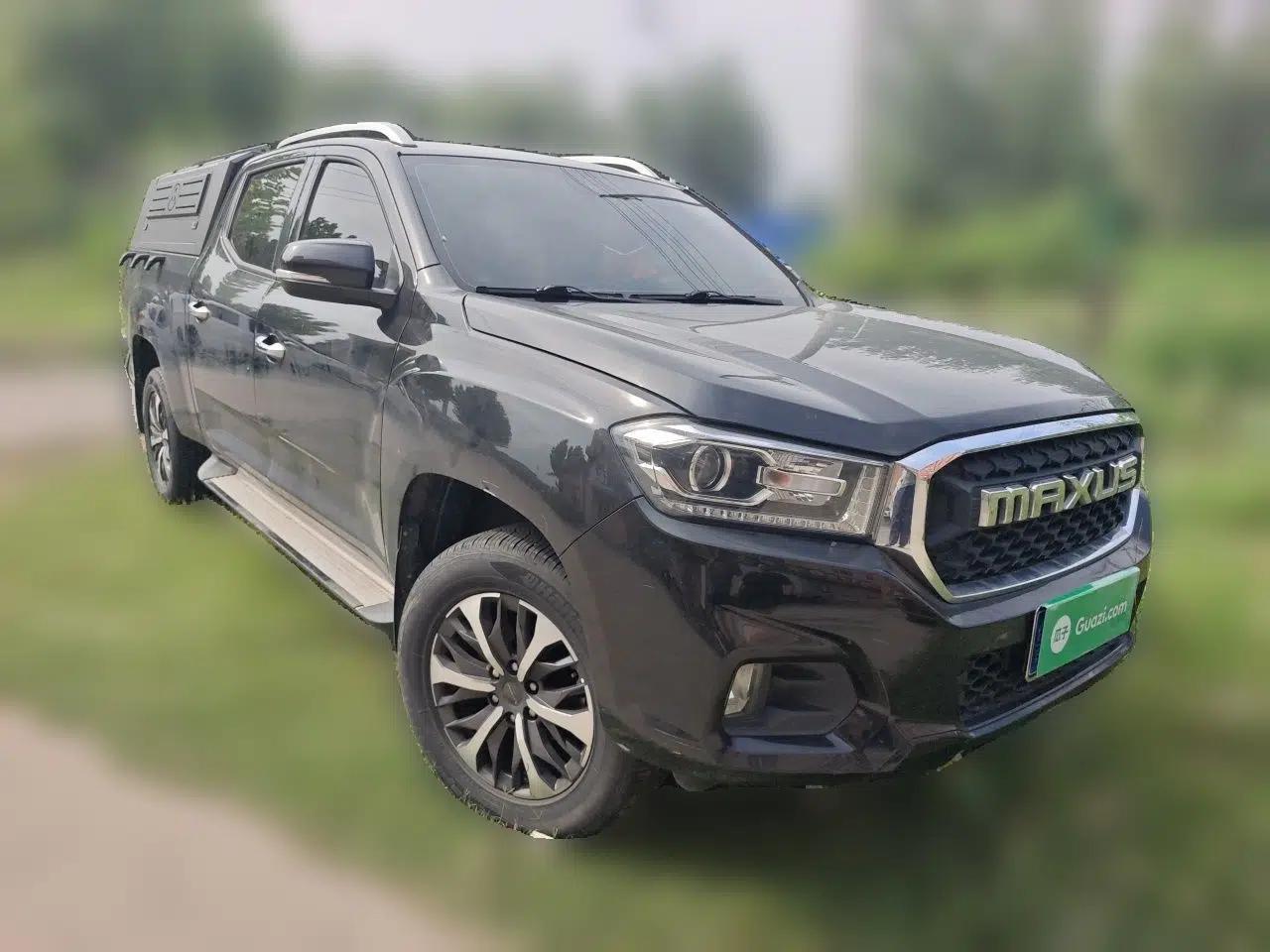 SAIC MAXUS T70 2021 2.0T Diesel Automatic Two-Wheel Drive Elite Version with Long Bed and High Ground Clearance — миниатюра 3
