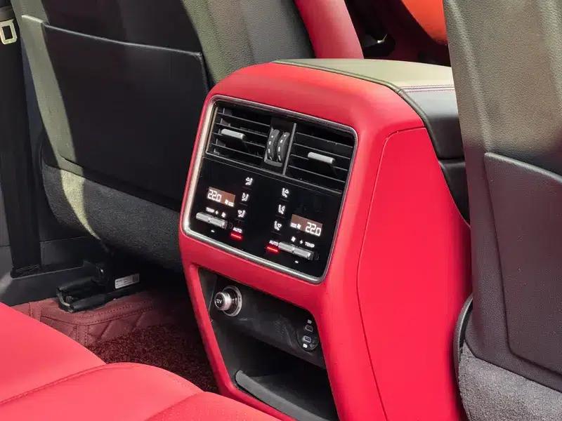2022 Cayenne 3.0T Automatic AWD 5-Seater Factory Custom Edition — миниатюра 19