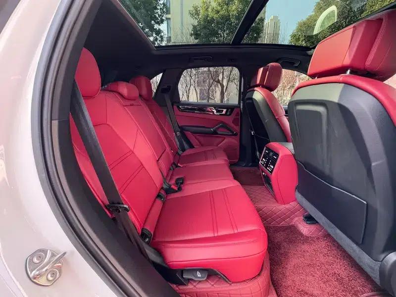 2022 Cayenne 3.0T Automatic AWD 5-Seater Factory Custom Edition — миниатюра 25