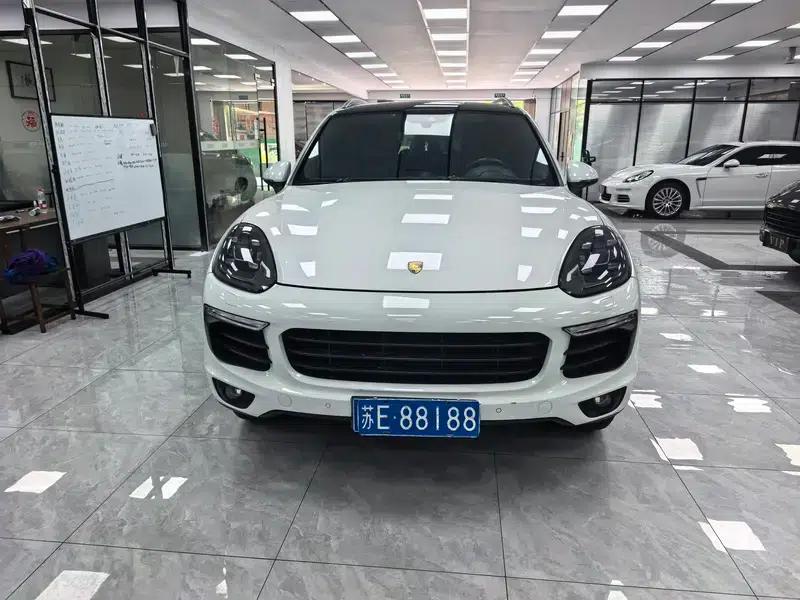 Cayenne 2016 Cayenne Platinum Edition 3.0T — миниатюра 2