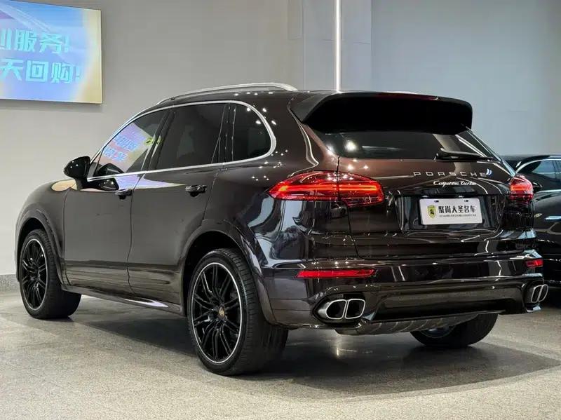 Cayenne 2015 Cayenne Turbo 4.8T — миниатюра 4