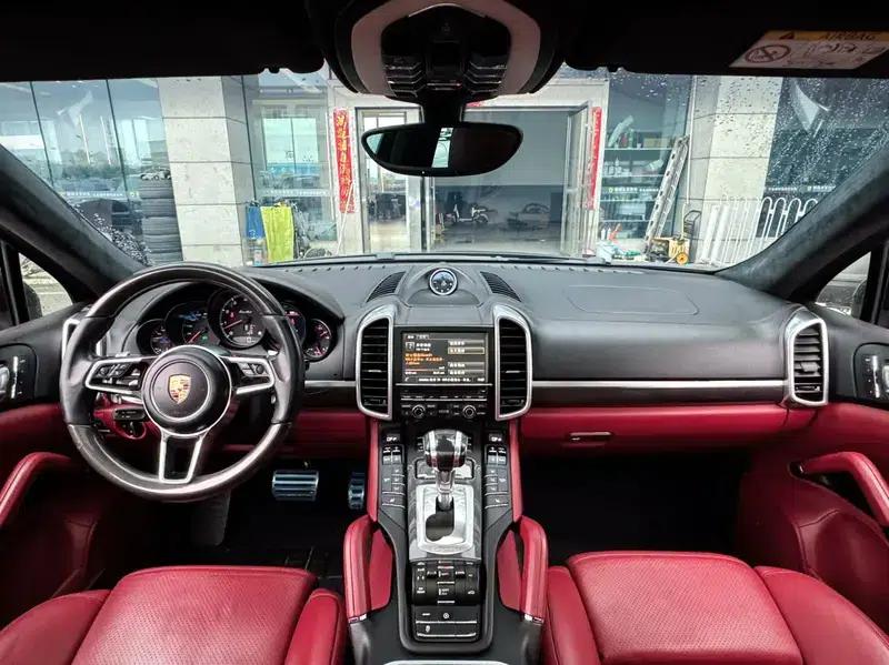Cayenne 2015 Cayenne Turbo 4.8T — миниатюра 7