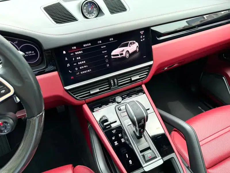 Cayenne Coupé 2019 Cayenne Coupé 3.0T — миниатюра 11