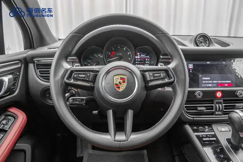 2023 Macan 2.0T — миниатюра 17