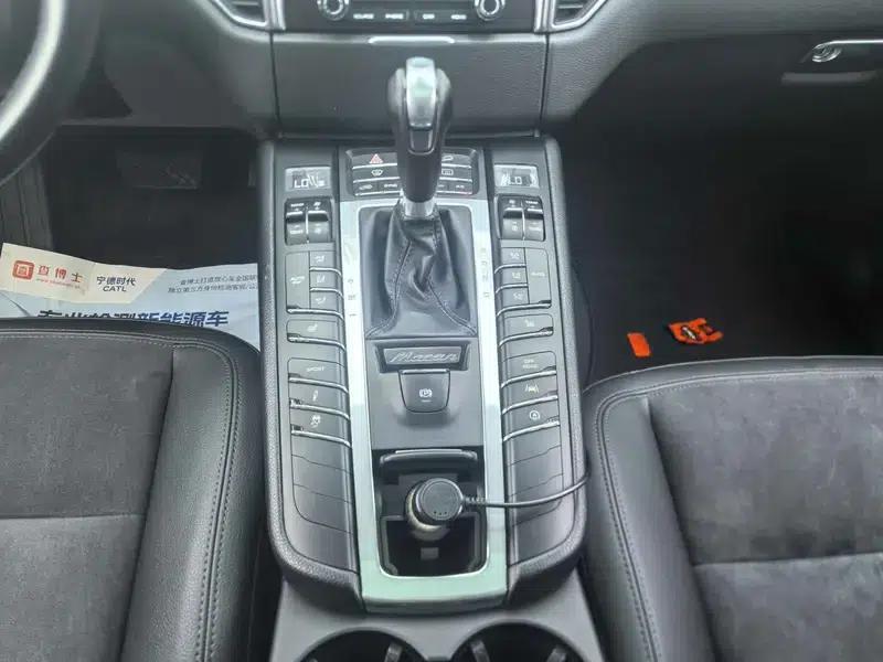 2017 Macan 2.0T — миниатюра 15