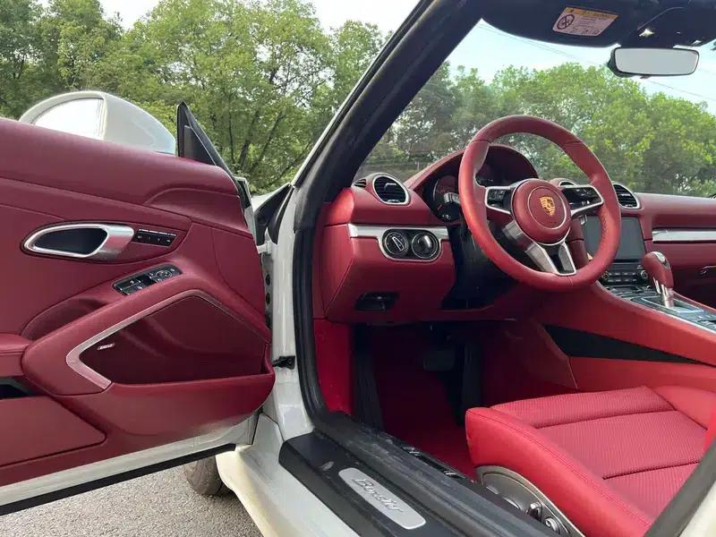 2018 Porsche 718 Boxster 2.0T — миниатюра 12