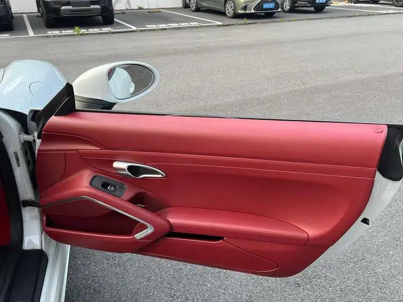 2018 Porsche 718 Boxster 2.0T — миниатюра 7