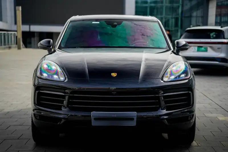 2023 Cayenne E-Hybrid 2.0T Platinum Edition — миниатюра 2