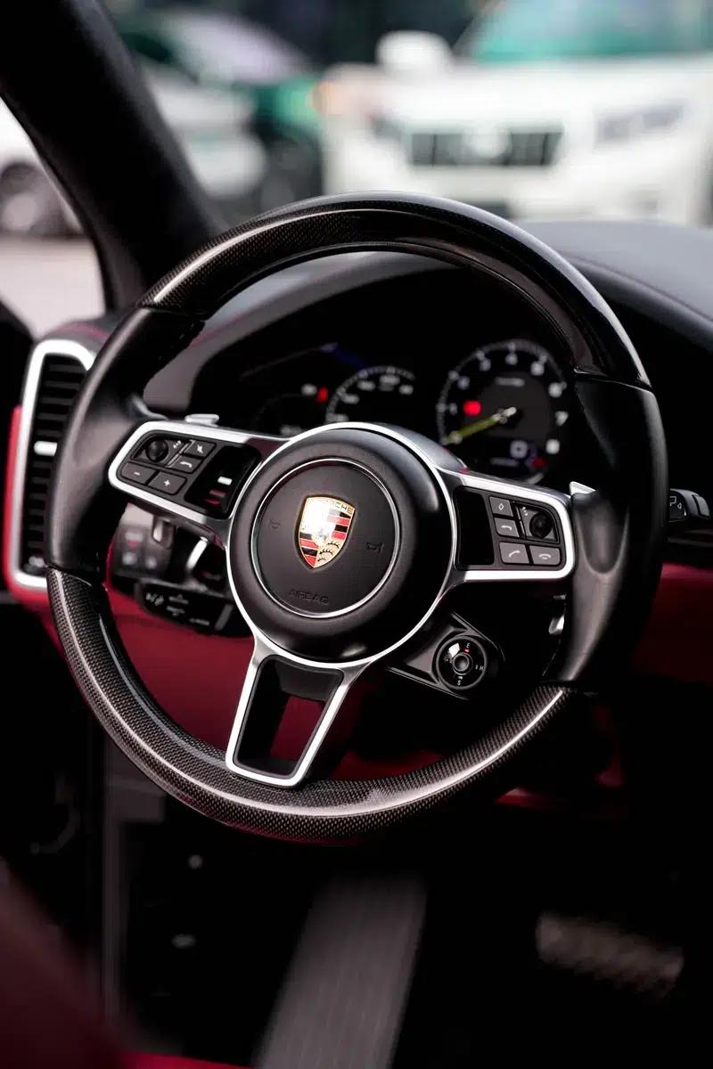2023 Cayenne E-Hybrid 2.0T Platinum Edition — миниатюра 14