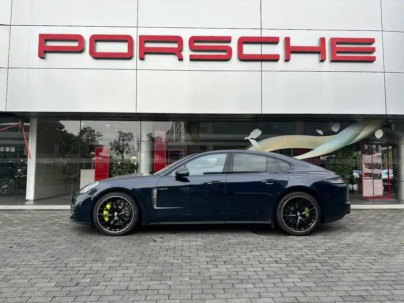 Panamera E-Hybrid 2023 Panamera 4 E-Hybrid 2.9T — миниатюра 3