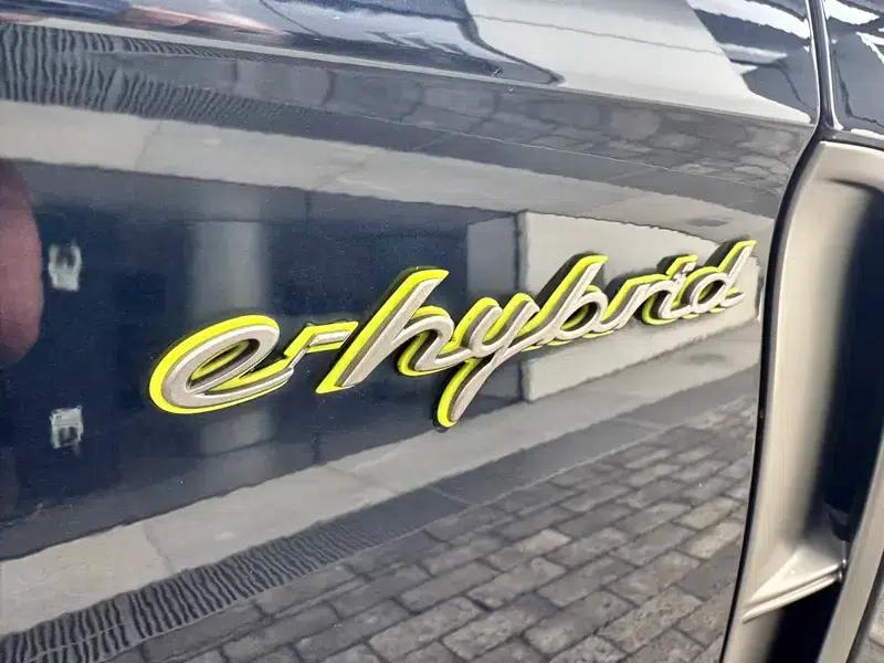 Panamera E-Hybrid 2023 Panamera 4 E-Hybrid 2.9T — миниатюра 8