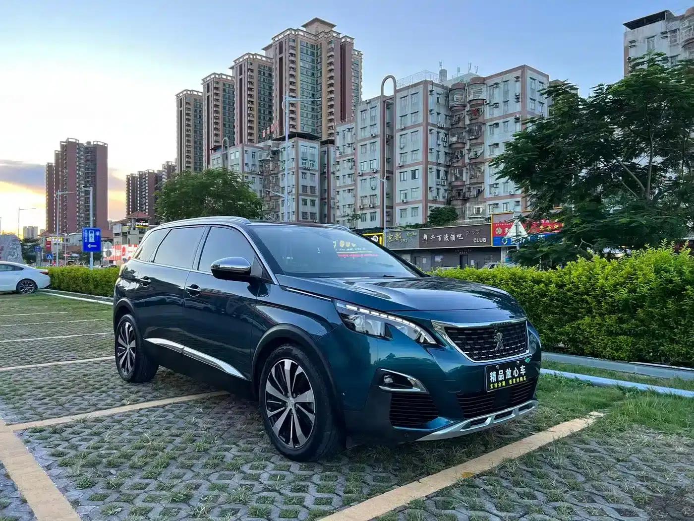 Peugeot 5008 2017 380THP 7-seater Luxury GT Edition — миниатюра 1