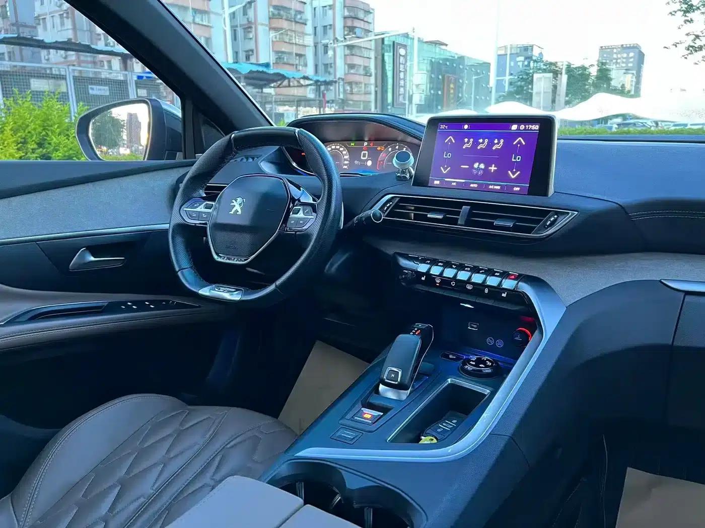 Peugeot 5008 2017 380THP 7-seater Luxury GT Edition — миниатюра 12