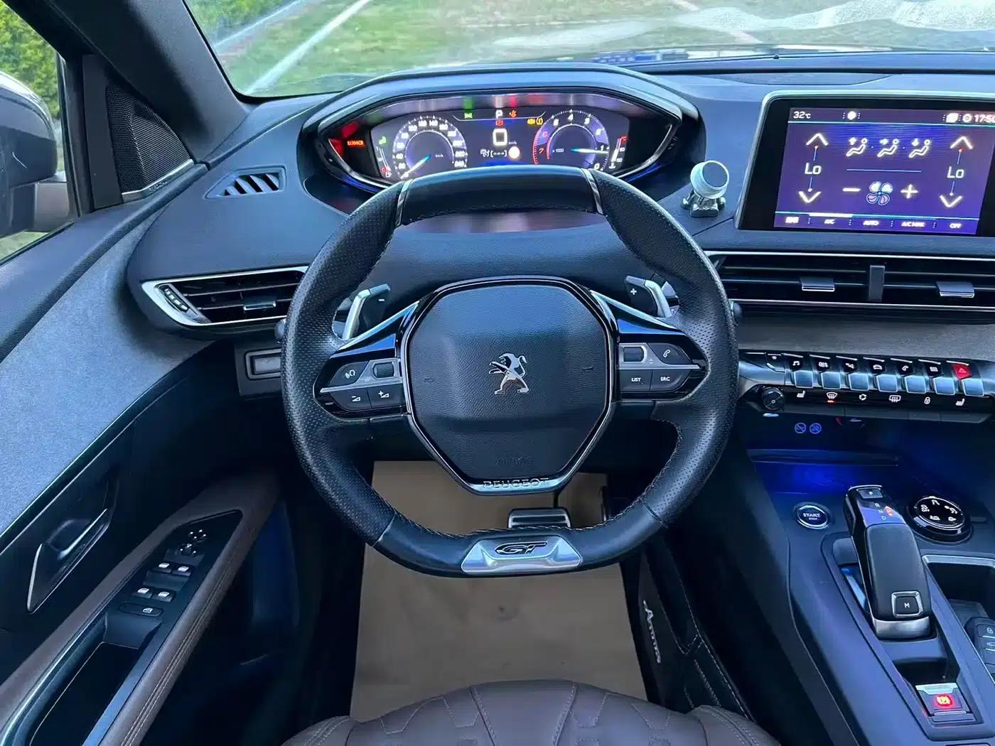 Peugeot 5008 2017 380THP 7-seater Luxury GT Edition — миниатюра 18