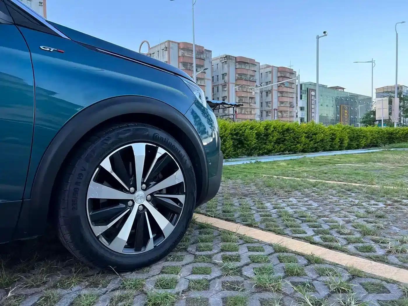 Peugeot 5008 2017 380THP 7-seater Luxury GT Edition — миниатюра 7