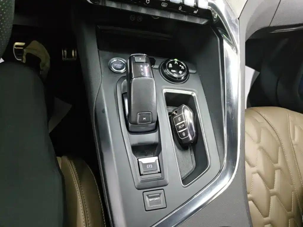 Peugeot 5008 2017 380THP 7-seater Luxury GT Edition — миниатюра 14