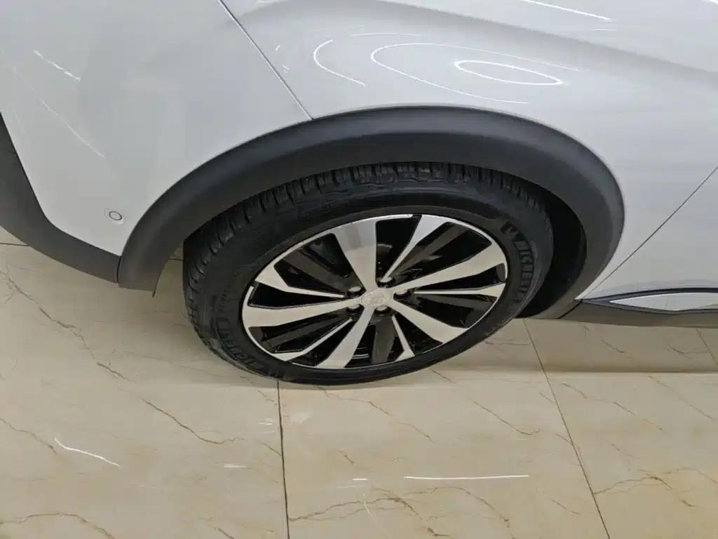 Peugeot 5008 2017 380THP 7-seater Luxury GT Edition — миниатюра 23
