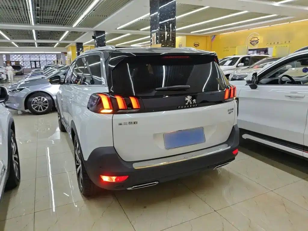 Peugeot 5008 2017 380THP 7-seater Luxury GT Edition — миниатюра 5
