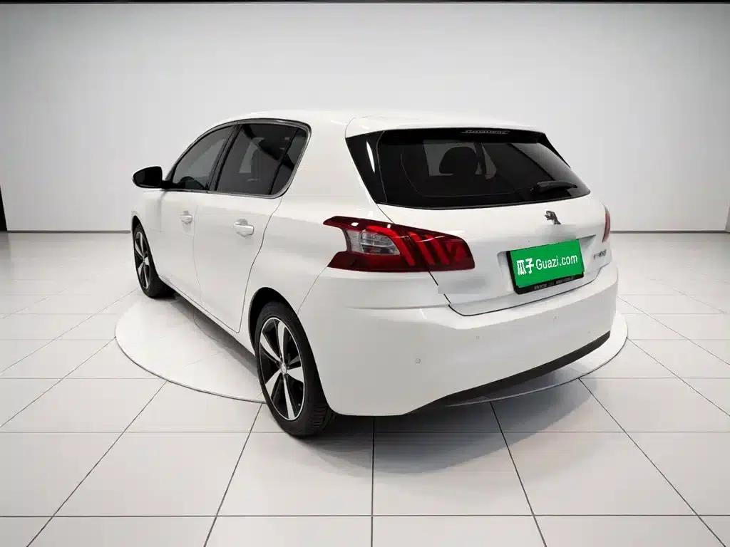 Peugeot 308S 2015 1.6T Automatic Sporty Edition — миниатюра 4