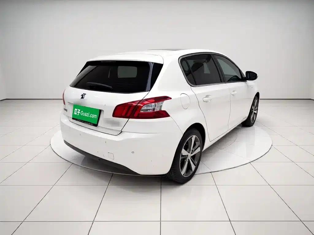 Peugeot 308S 2015 1.6T Automatic Sporty Edition — миниатюра 6