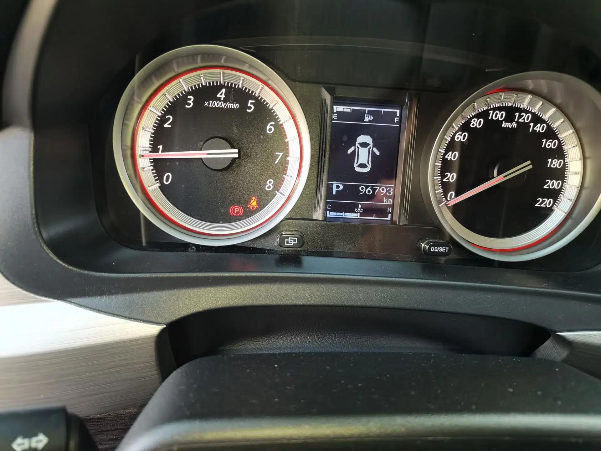 FORTHING Joyear X5 2017 Jingxiang Series 1.5T CVT Luxury Model — миниатюра 9